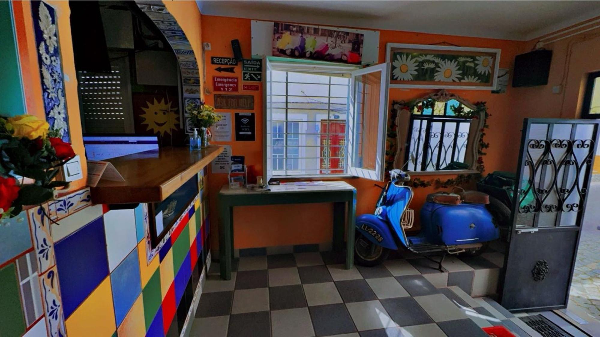 Lagos Central Hostel Exterior photo